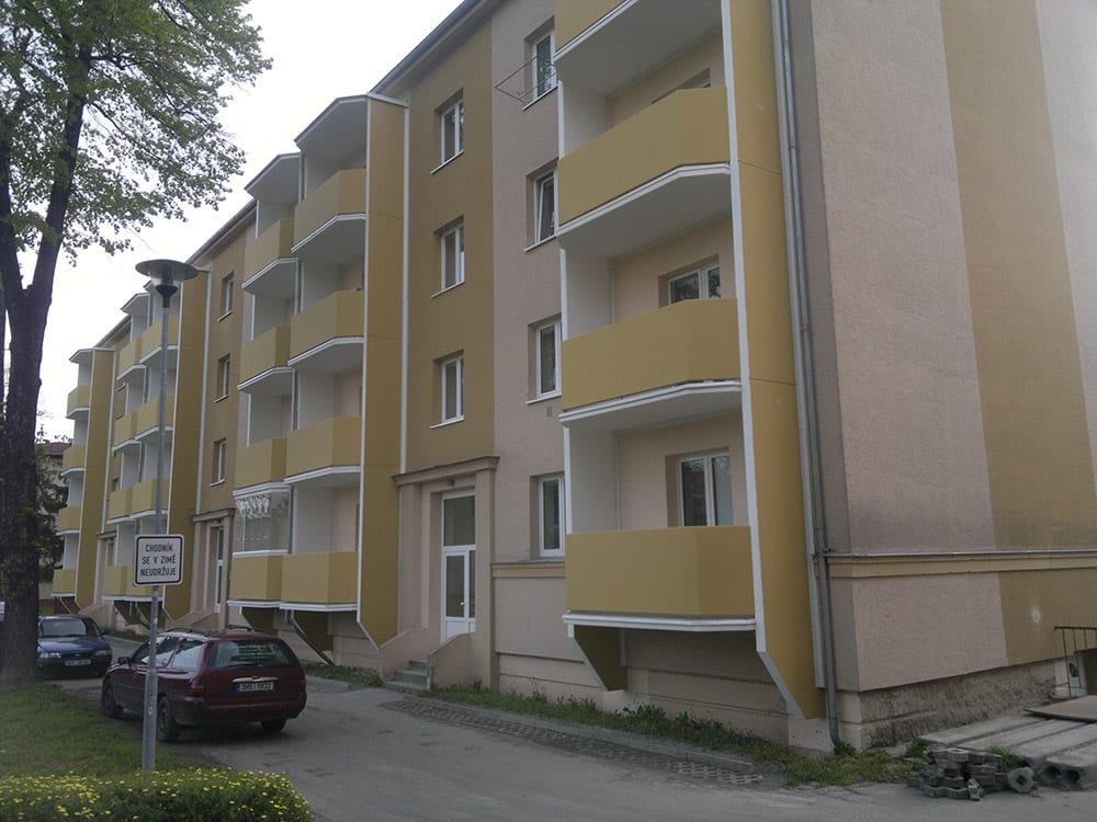 Pokládka venkovní dlažby (2016)